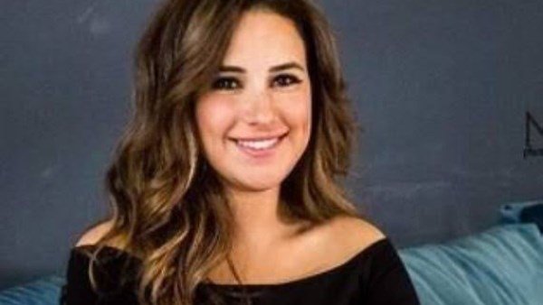 شيري عادل تتألق في دبي بهذه الإطلالة.. شاهد